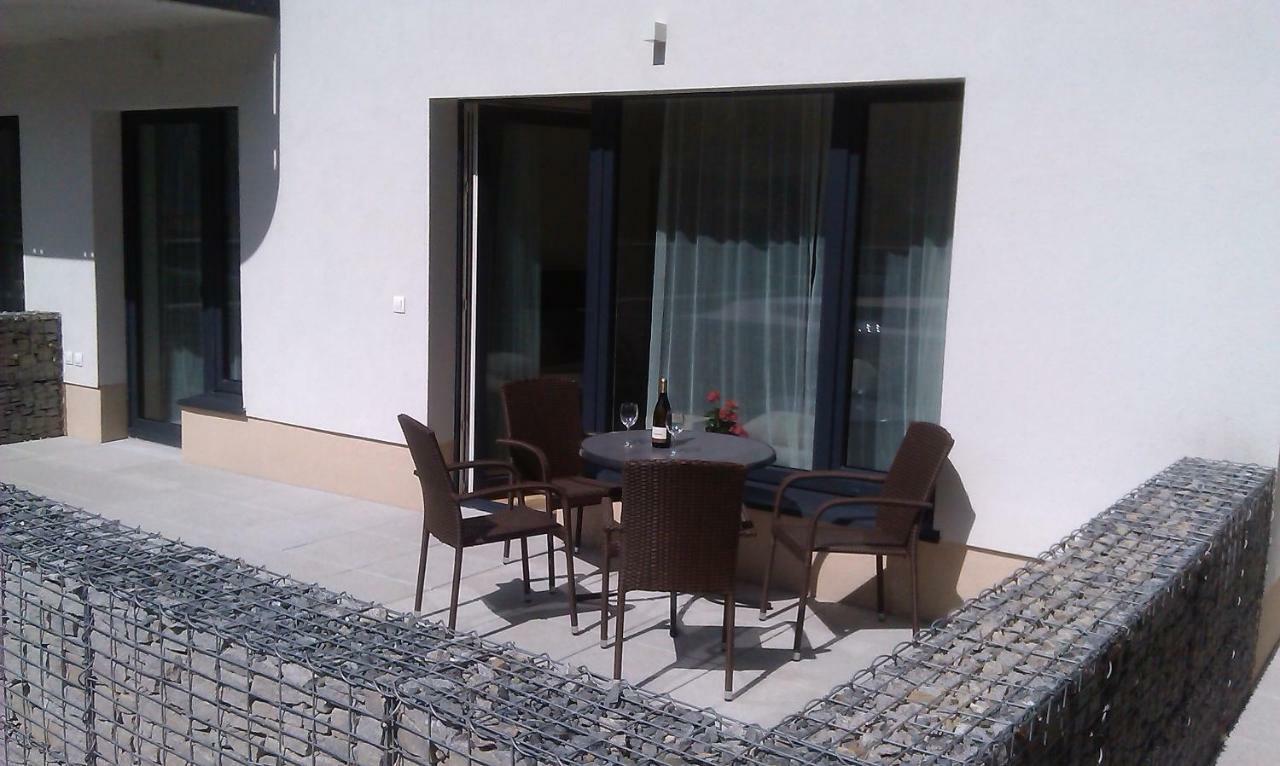 Sunny, Fully Furnished Studio Type With Terrace Pilsen Exterior foto